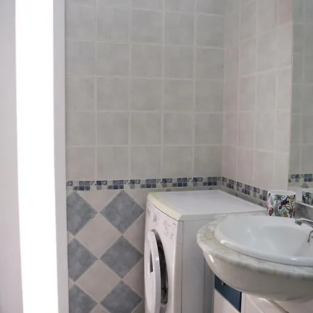 Familiar En Tenbel- Costa Del Silencio *